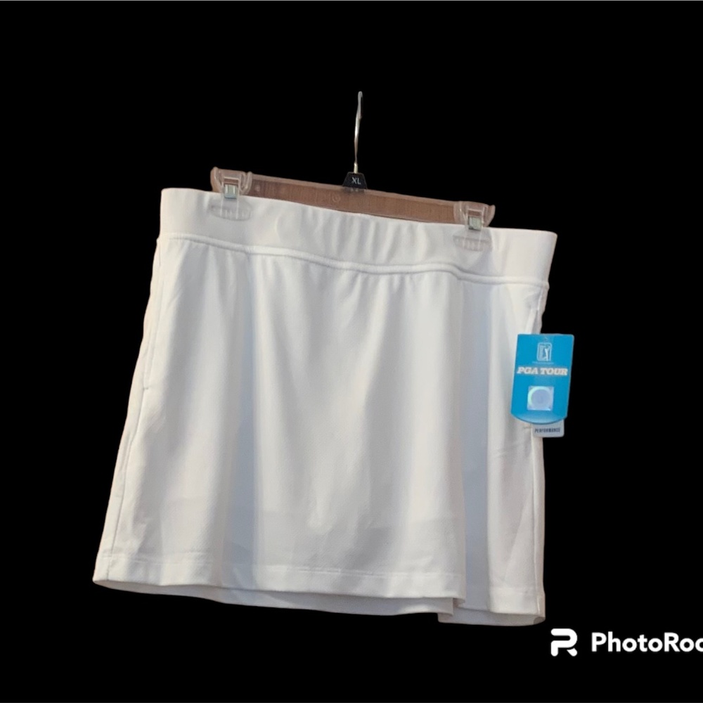 Women’s PGA TOUR Skort's Size Large, Color Bright White, Never Worn with Tags